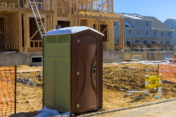 Best Portable restroom trailer rental  in Kirtland, OH